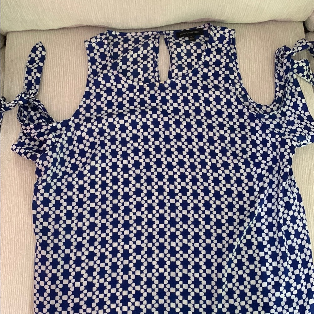 Blue and White Sleeveless Top